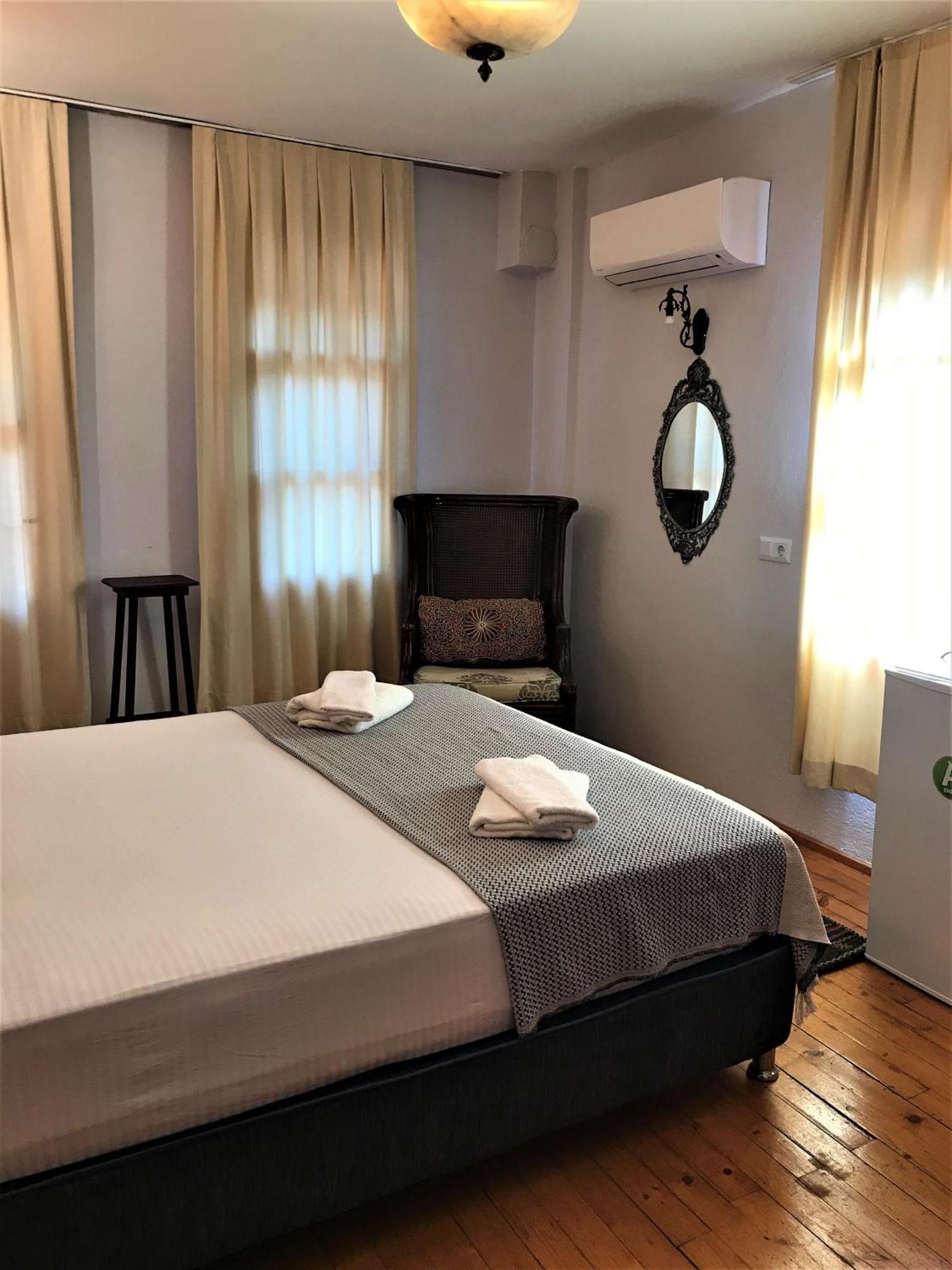 Smyrna Uzuncarsi Apartment Kaș Exterior foto